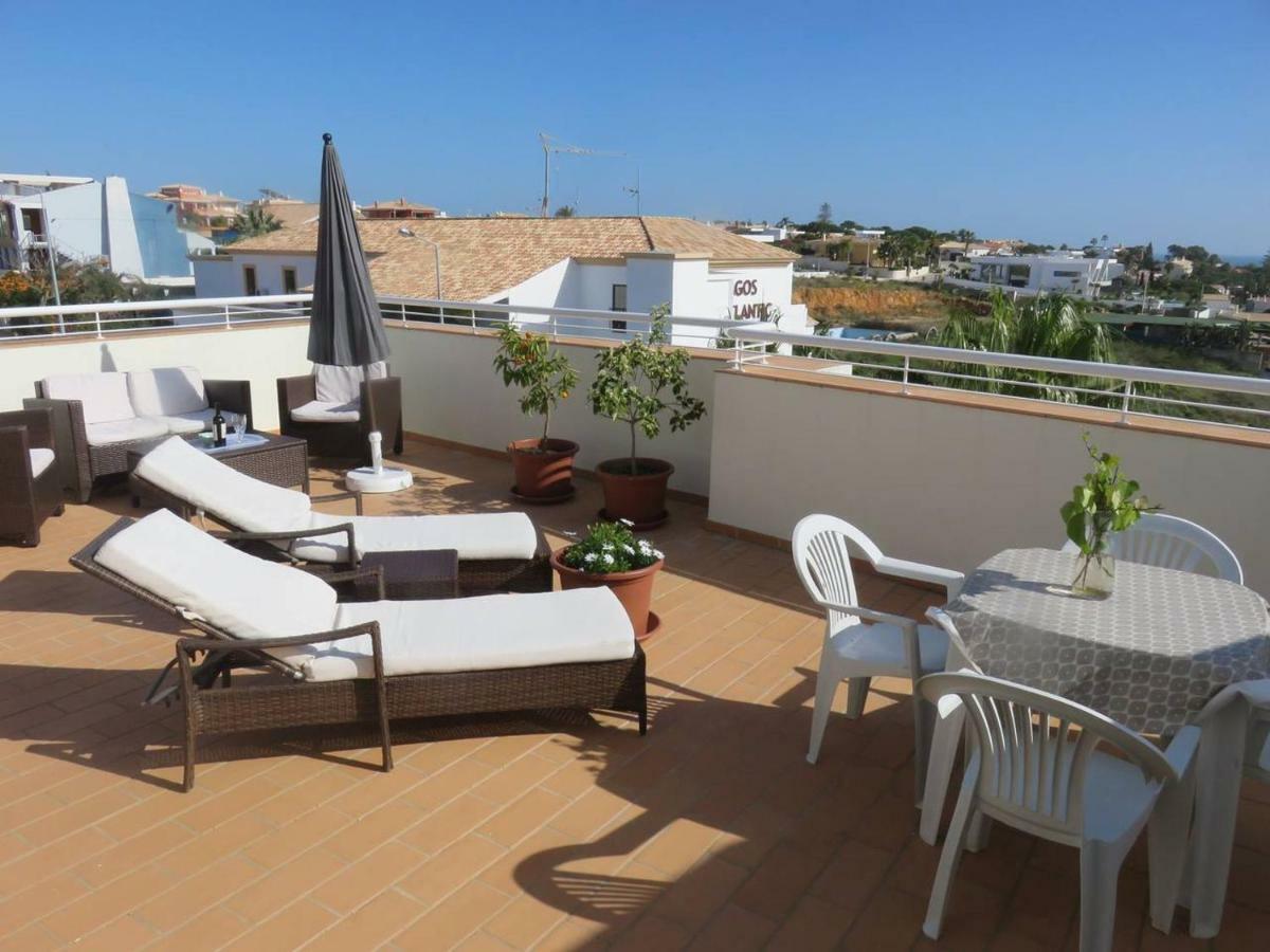 Sweden Apartment - Top Floor One Bedroom With Sea Views - Rs 라고스 외부 사진